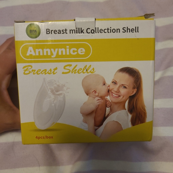 Breastmilk collection shells - Picture 2 of 5